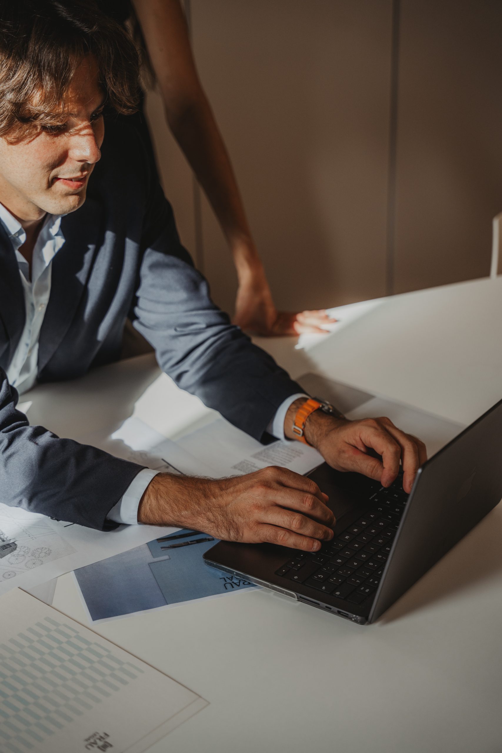 Nomad Visa - Frau Legal